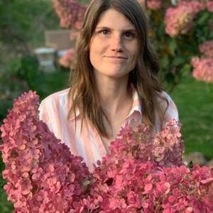 Meet your Posher, Leaza